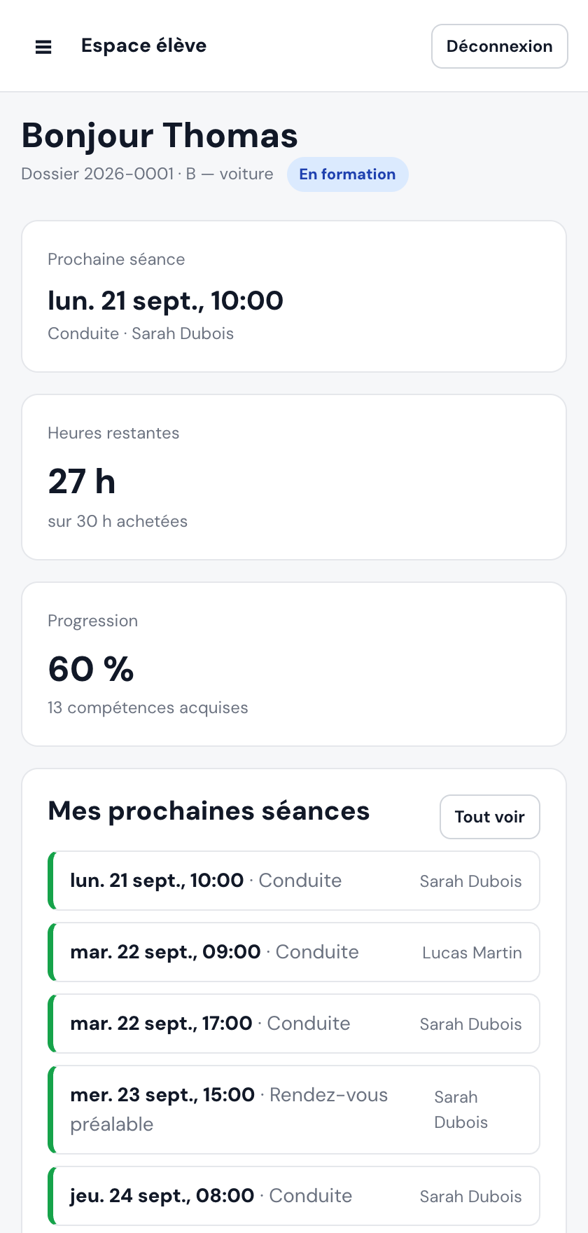 Espace élève sur téléphone : prochaine séance, heures restantes et progression.
